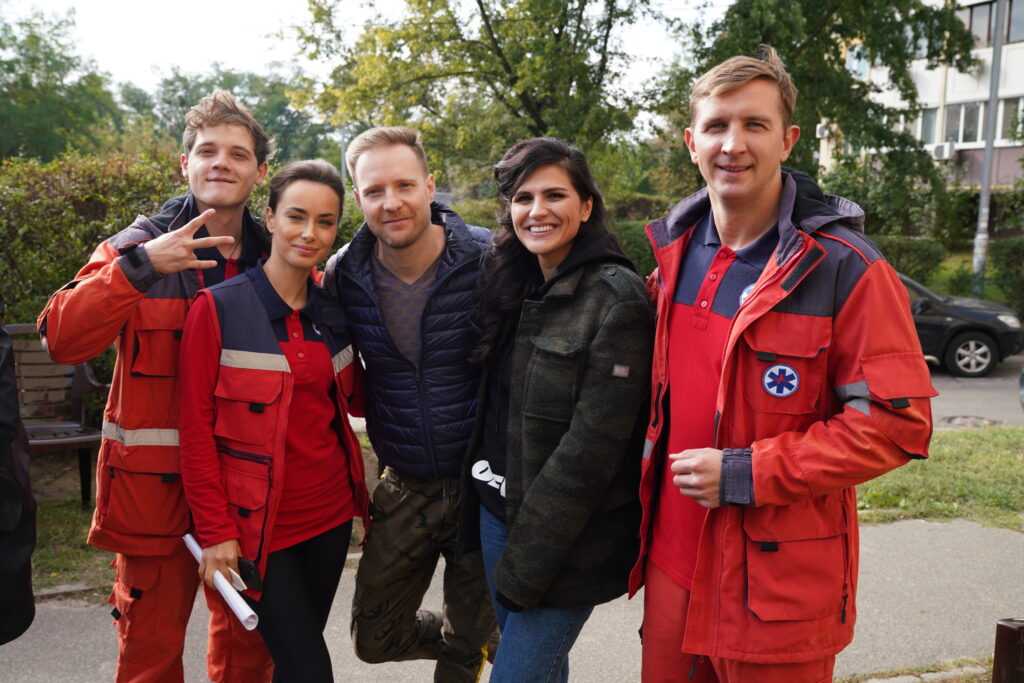 Нити судьбы (2016) - актеры и роли в сериале - lifeactor.ru